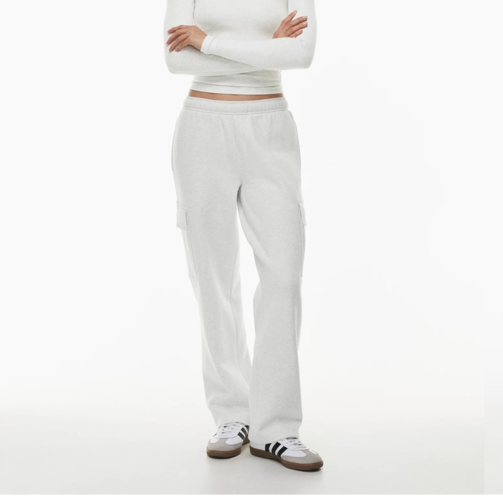 Aritzia cargo sweatpant